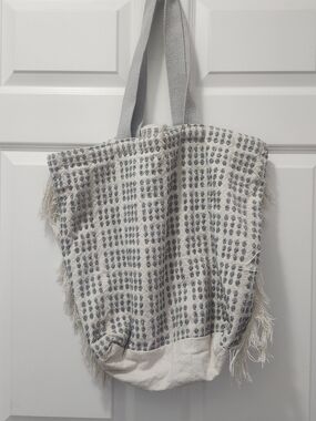 Boho Woven Fringe Tote Bag in Cream and Gray